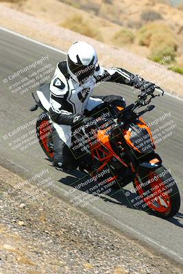 media/Oct-16-2022-TrackXperience (Sun) [[236a00b5b6]]/Group 3/session 4 turn 2/